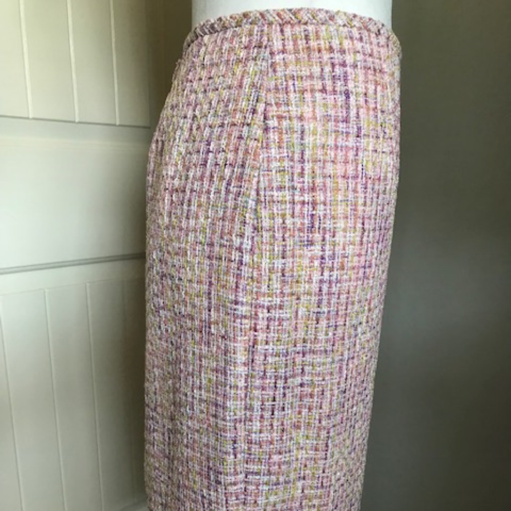 Tahari ASL Pink, Purple, Cream Woven Tweed Skirt Suit. Size 4. New with Tags - Picture 10 of 16